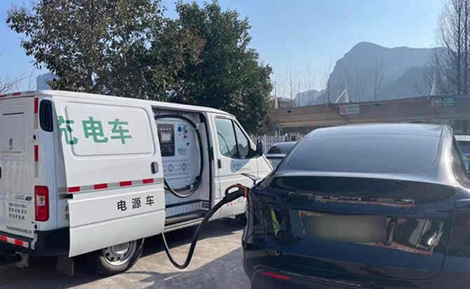 府谷汽车搭电